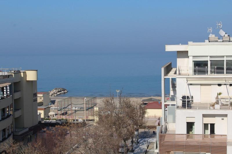 Hotel Caesar Misano Adriatico Exterior foto