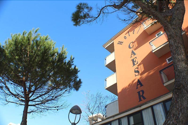 Hotel Caesar Misano Adriatico Exterior foto